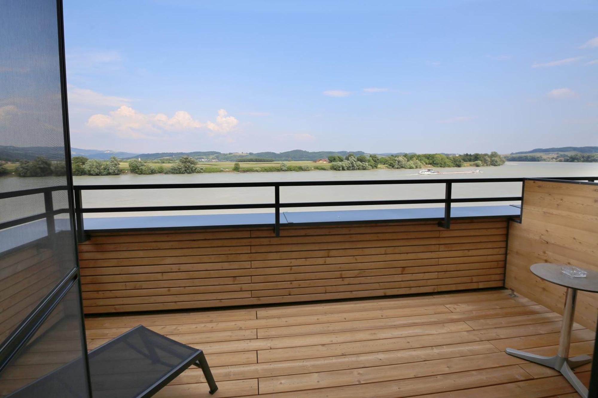 Donau Lodge Ybbs an der Donau Eksteriør billede